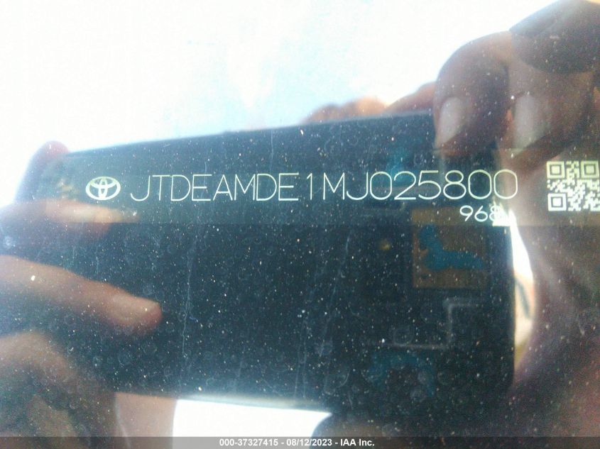 JTDEAMDE1MJ025800 Toyota Corolla HYBRID LE 9