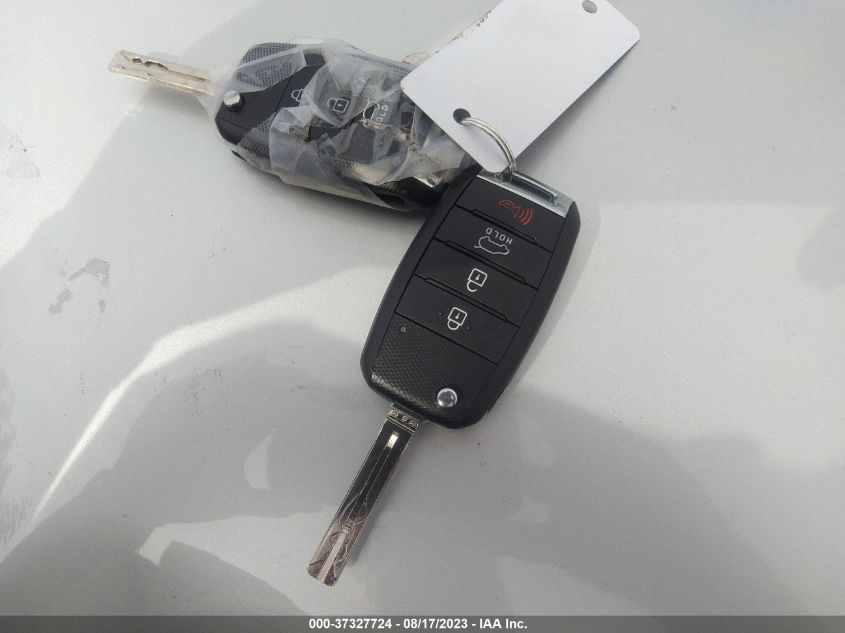 2017 KIA SOUL BASE - KNDJN2A28H7493933