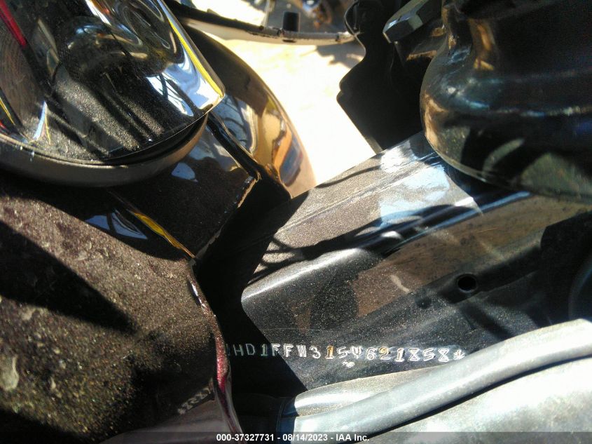2005 HARLEY-DAVIDSON FLHTCI 1HD1FFW315Y621858