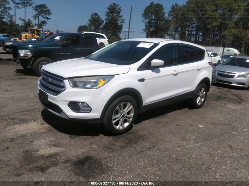 2017 FORD ESCAPE SE - 1FMCU9GD3HUE40177