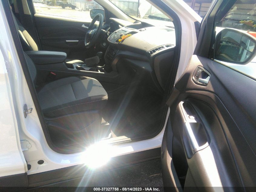 2017 FORD ESCAPE SE - 1FMCU9GD3HUE40177