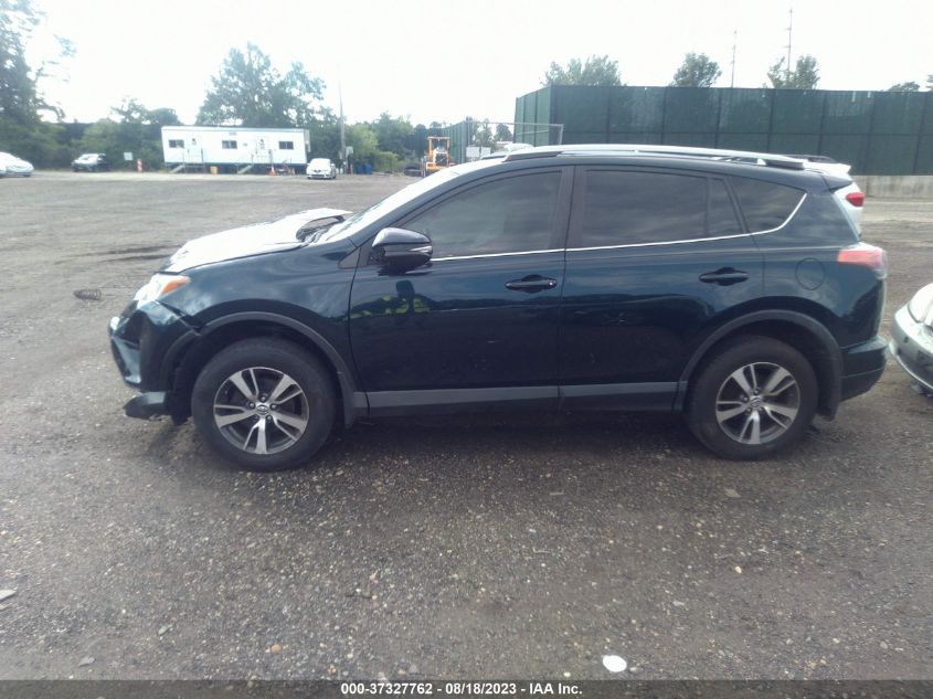 2017 TOYOTA RAV4 XLE - JTMRFREV0HJ145446