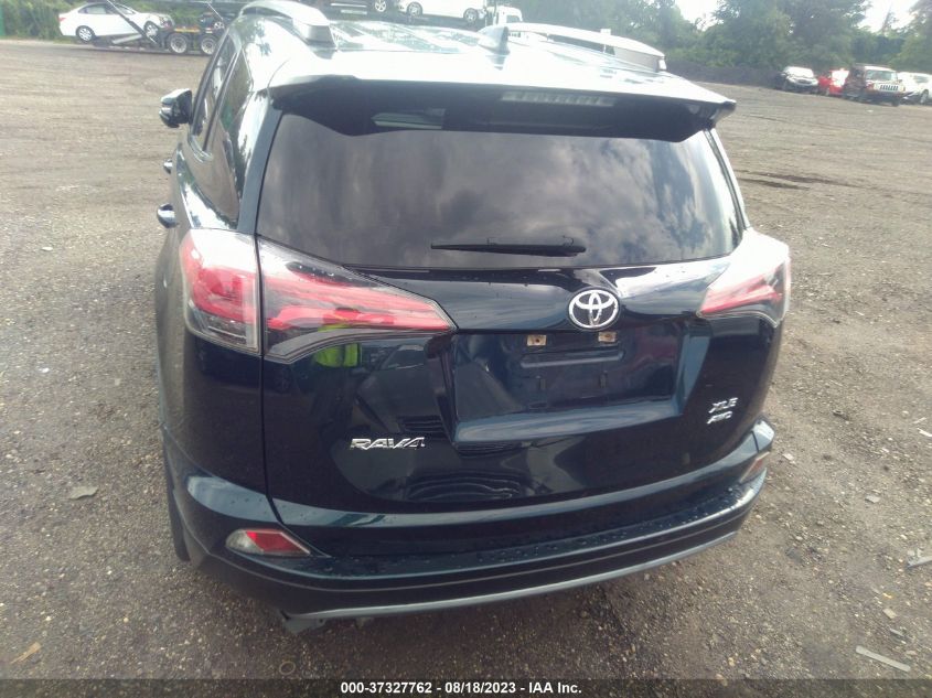 2017 TOYOTA RAV4 XLE - JTMRFREV0HJ145446