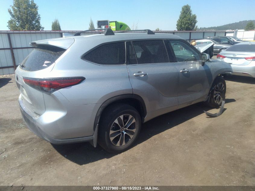2022 TOYOTA HIGHLANDER XLE - 5TDGZRBH9NS244908