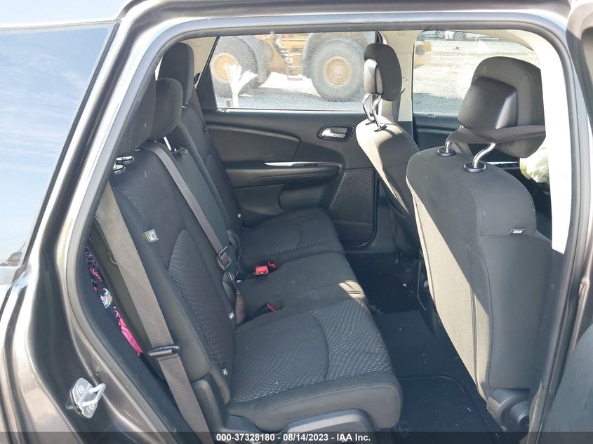 VIN 3C4PDCBB6KT866357 2019 DODGE JOURNEY SE