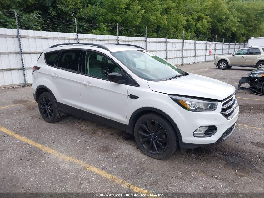 2017 FORD ESCAPE SE - 1FMCU0GD6HUA84108