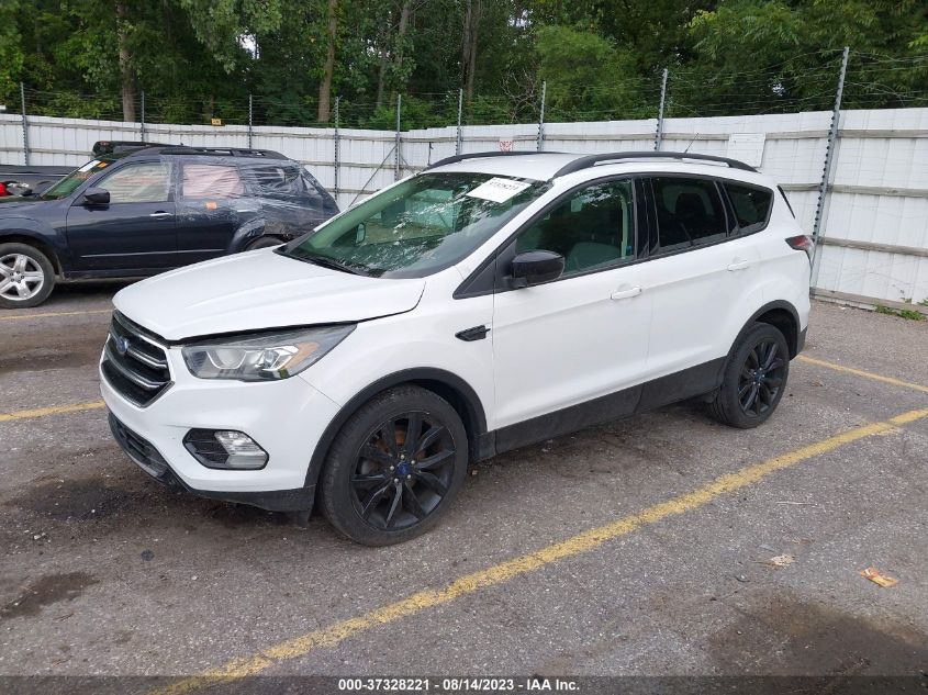 2017 FORD ESCAPE SE - 1FMCU0GD6HUA84108