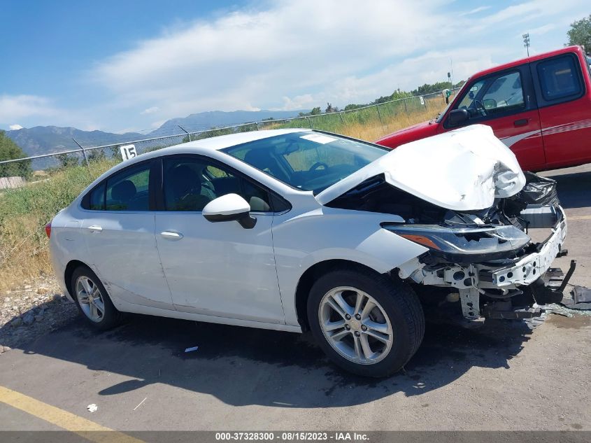 2018 CHEVROLET CRUZE LT - 1G1BE5SM1J7197141