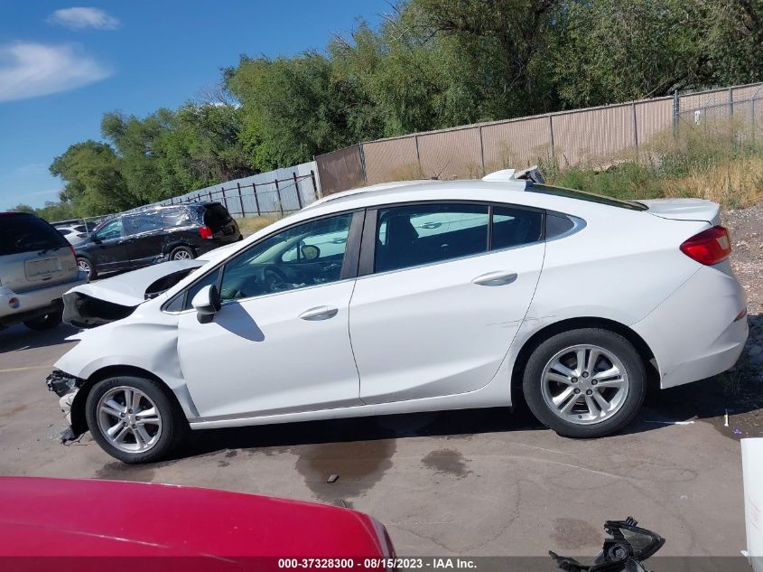2018 CHEVROLET CRUZE LT - 1G1BE5SM1J7197141