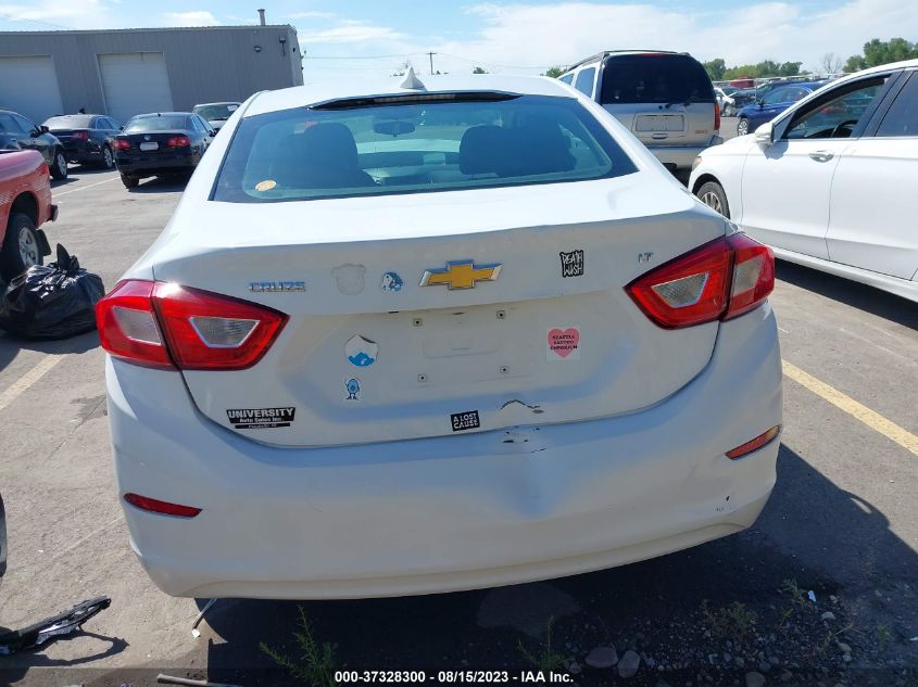 2018 CHEVROLET CRUZE LT - 1G1BE5SM1J7197141