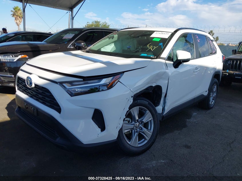 VIN 4T3RWRFV6NU080923 2022 TOYOTA RAV4 XLE
