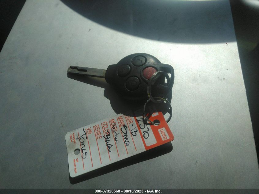 2013 SMART FORTWO PURE/PASSION - WMEEJ3BA7DK611827