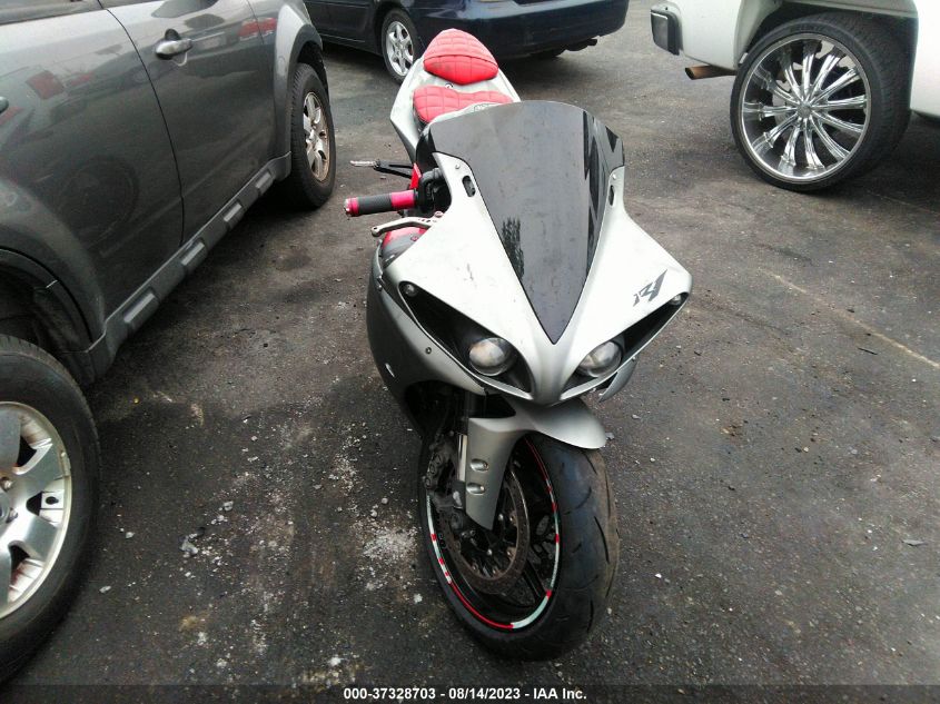 2009 YAMAHA YZFR1 JYARN23E39A004235
