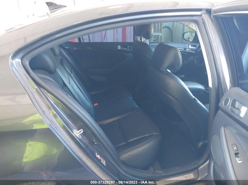 2014 KIA CADENZA KNALN4D79E5134400