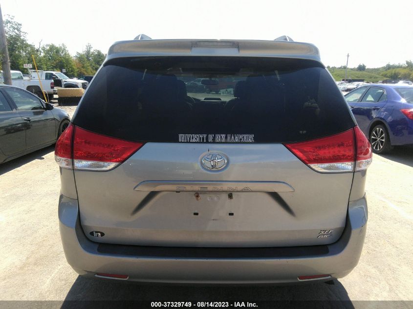 2014 TOYOTA SIENNA LTD/XLE - 5TDDK3DC0ES078137