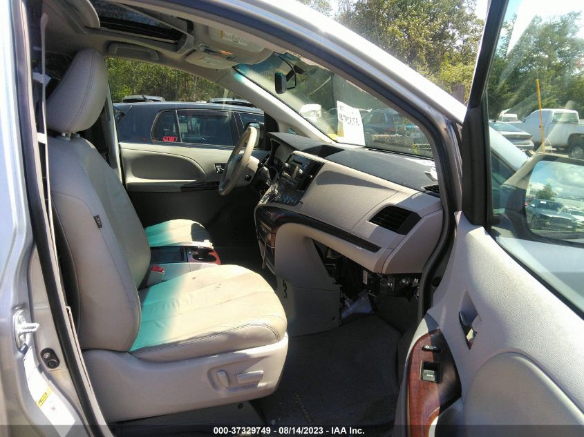 2014 TOYOTA SIENNA LTD/XLE - 5TDDK3DC0ES078137