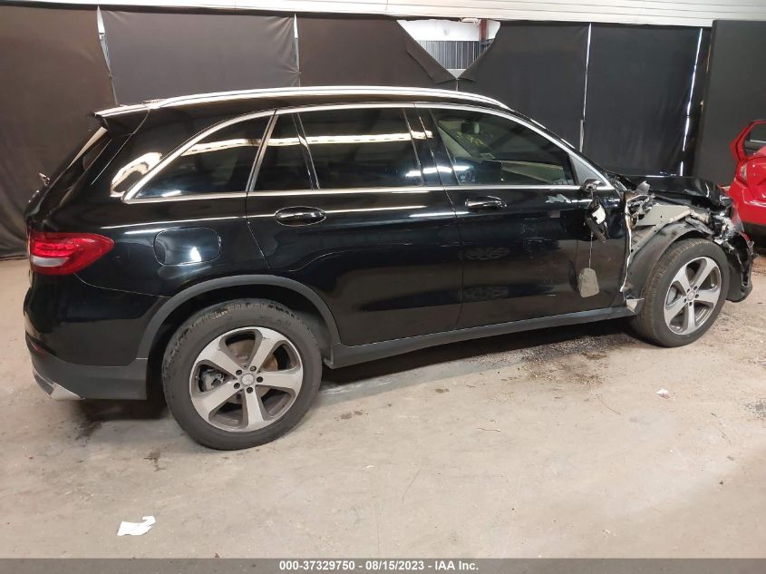 2016 MERCEDES-BENZ GLC 300 - WDC0G4JB8GF055963