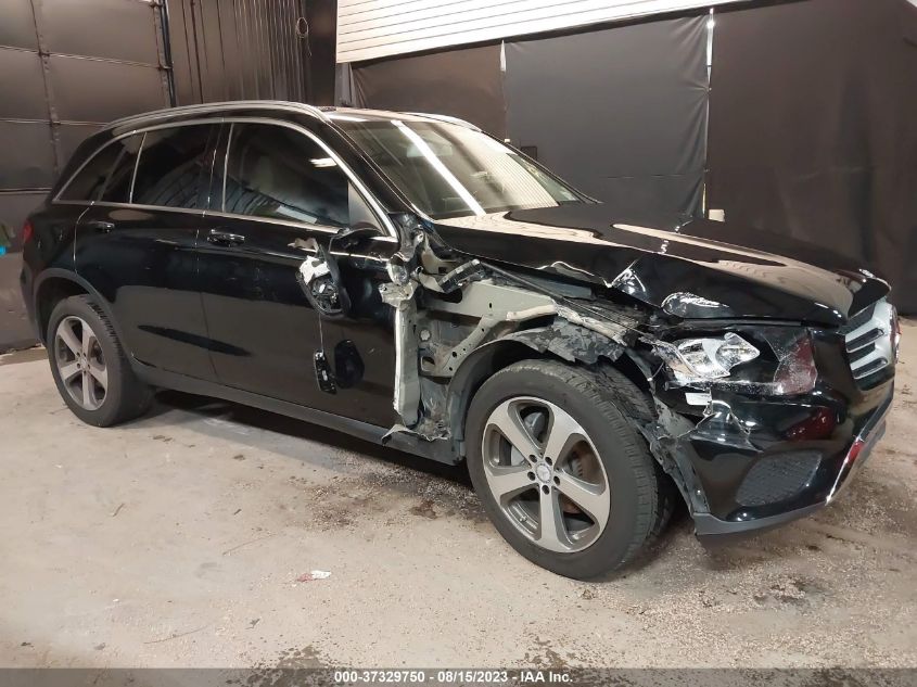 2016 MERCEDES-BENZ GLC 300 - WDC0G4JB8GF055963