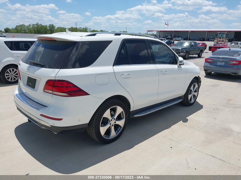 VIN 4JGDA5JB3HA900601 2017 MERCEDES-BENZ GLE GLE 350