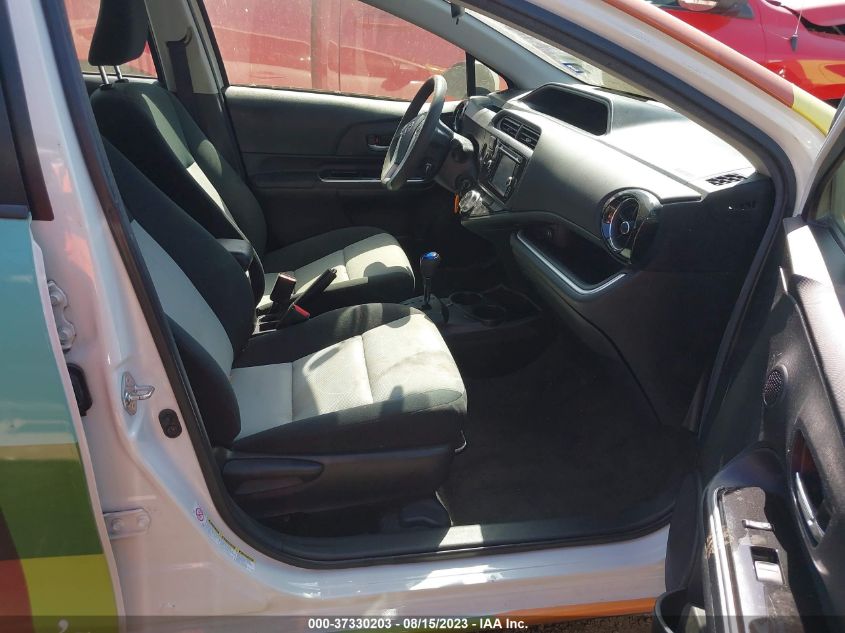 2016 TOYOTA PRIUS C - JTDKDTB33G1132972