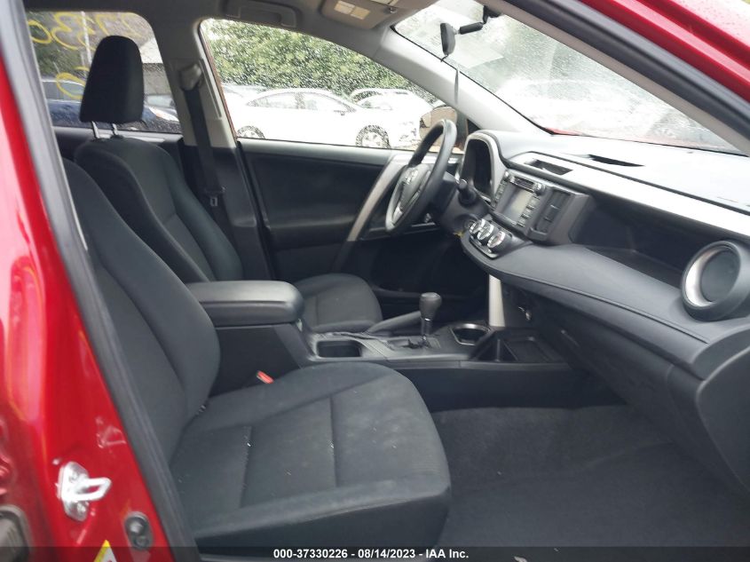 2016 TOYOTA RAV4 LE - JTMBFREV6GJ061437
