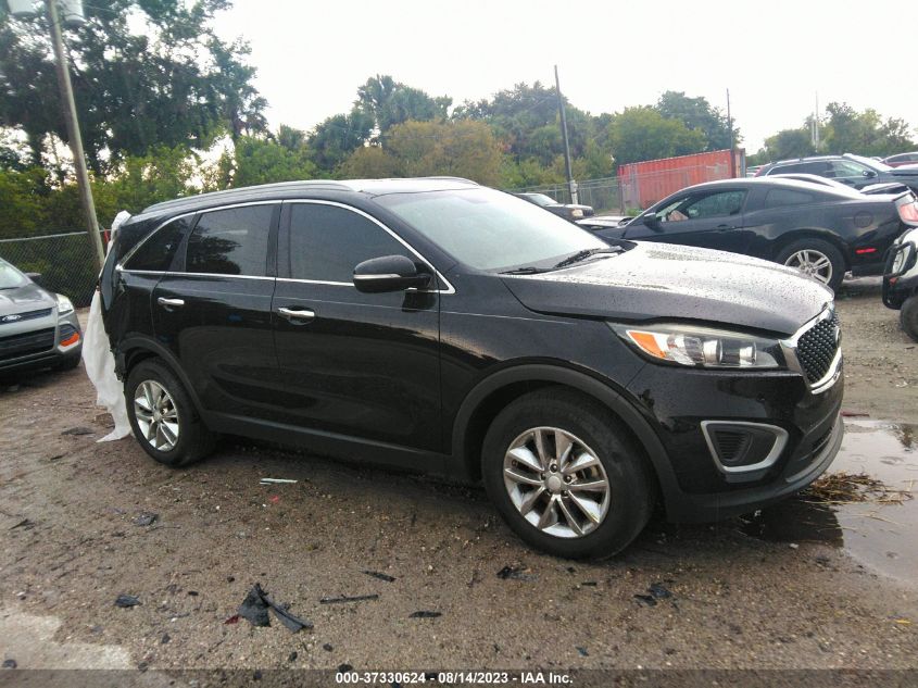 2016 KIA SORENTO LX - 5XYPG4A58GG131175