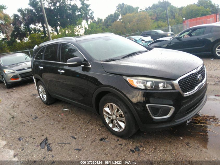 2016 KIA SORENTO LX - 5XYPG4A58GG131175