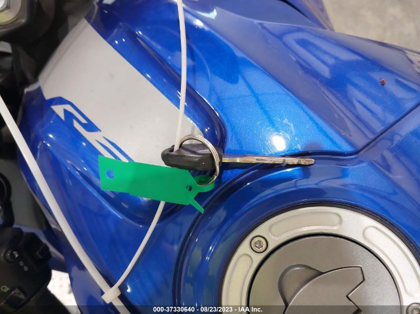 2021 YAMAHA YZFR3 A MH3RH18YXMK007128