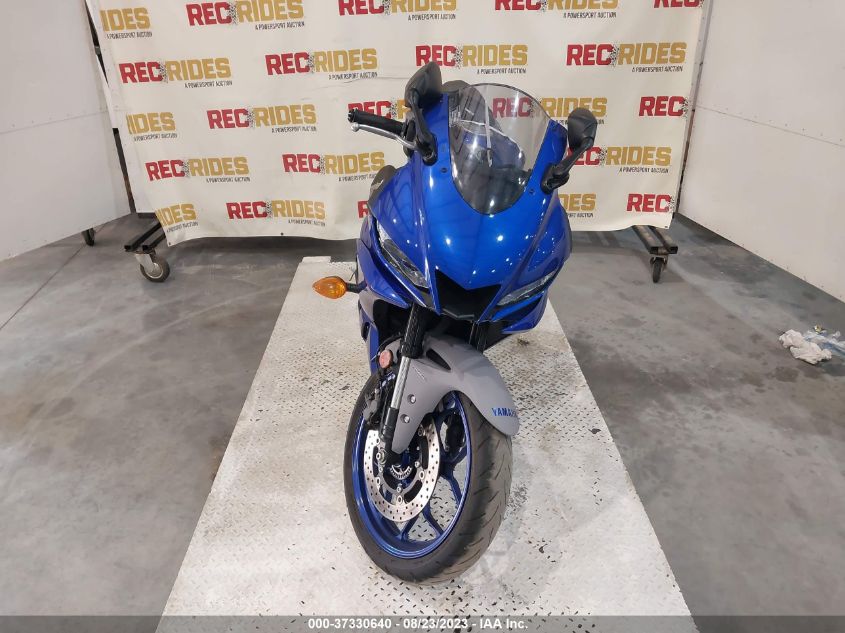 2021 YAMAHA YZFR3 A MH3RH18YXMK007128