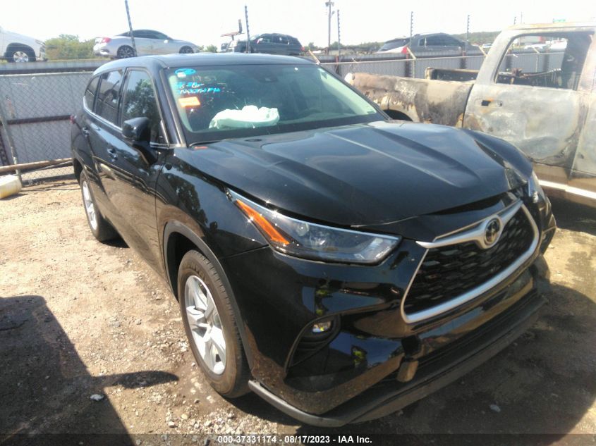 2022 TOYOTA HIGHLANDER LE - 5TDZZRAH8NS097636