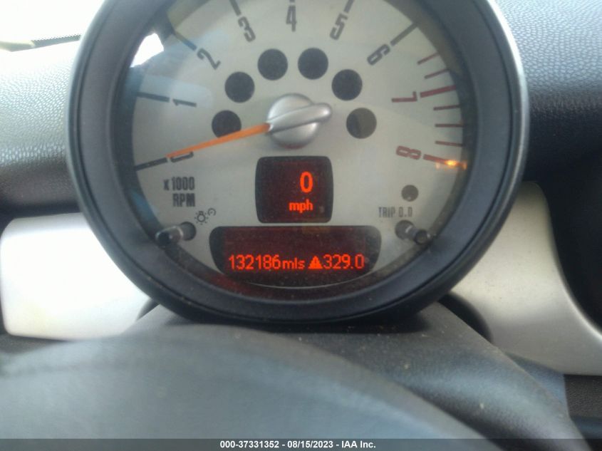 2013 MINI COOPER HARDTOP - WMWSU3C56DT692305