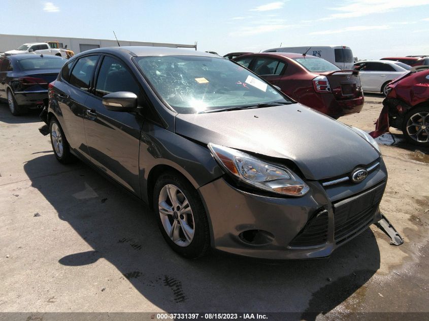 2014 FORD FOCUS SE - 1FADP3K28EL348458