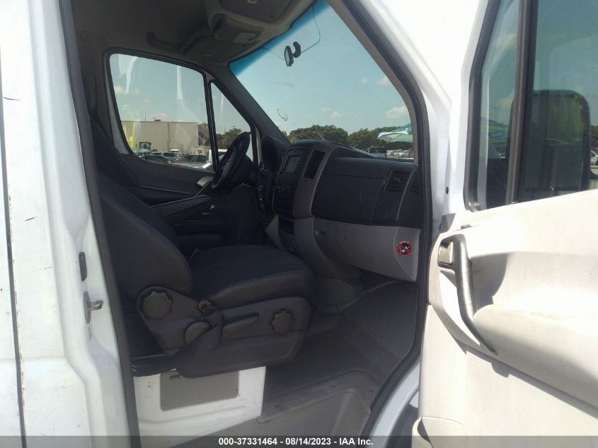 2015 MERCEDES-BENZ SPRINTER CARGO VANS WD3PE8DC9F5981194