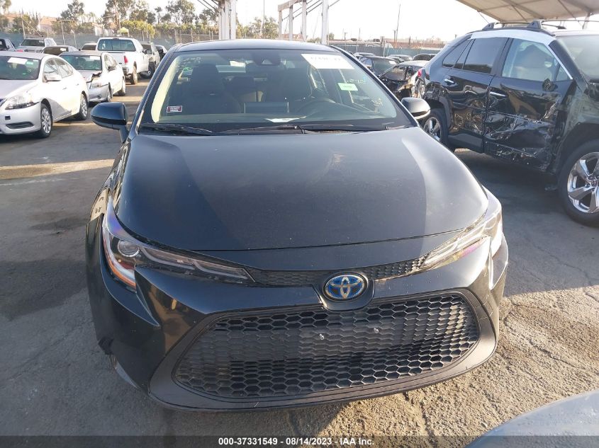 2021 TOYOTA COROLLA LE - JTDEAMDE3MJ010702