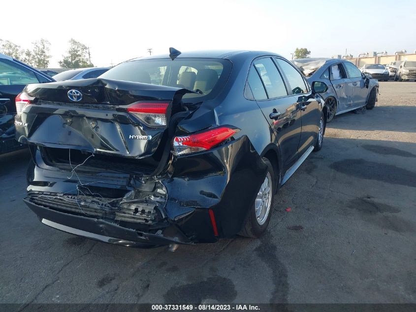 2021 TOYOTA COROLLA LE - JTDEAMDE3MJ010702