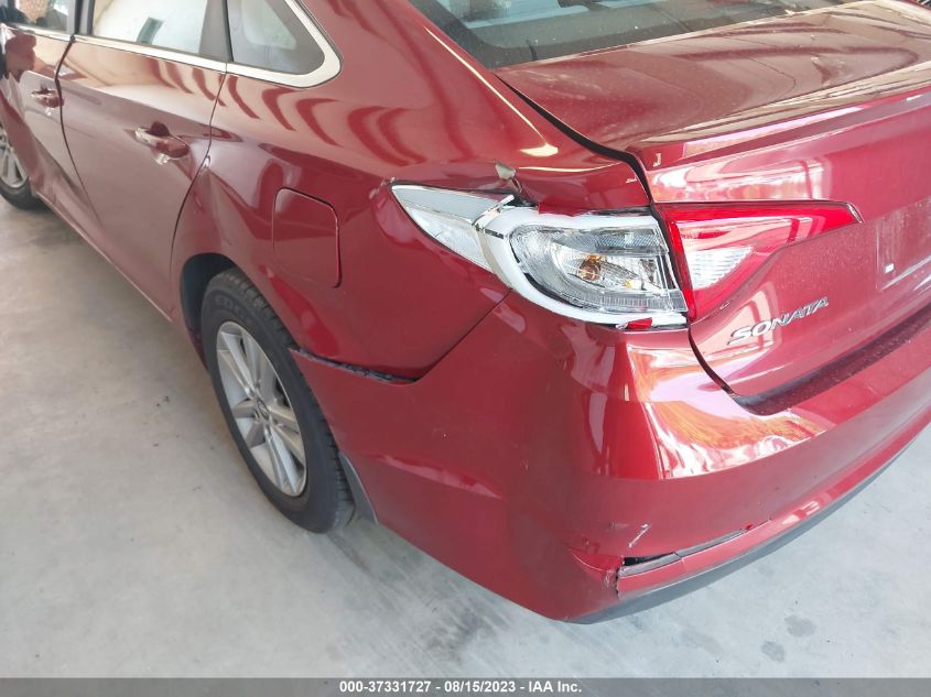 2015 HYUNDAI SONATA SE - 5NPE24AFXFH200244