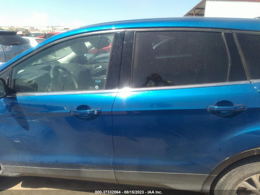 2017 FORD ESCAPE SE - 1FMCU0G99HUE34732