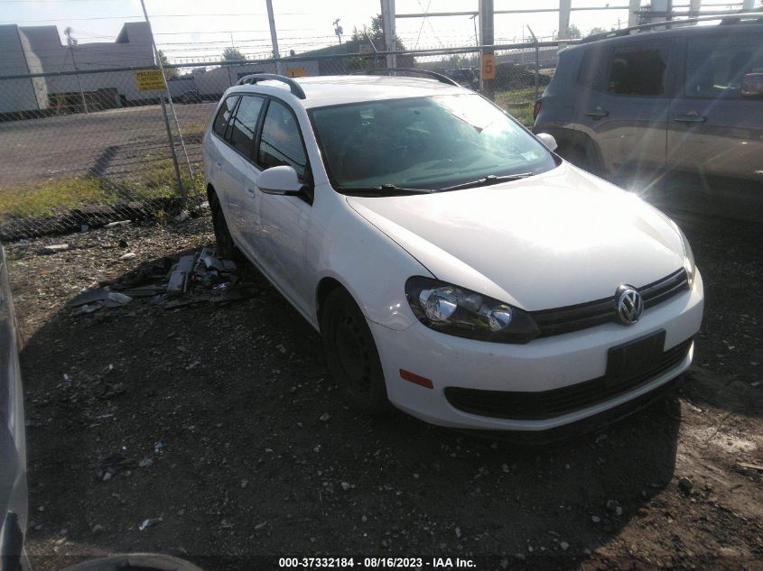 2013 VOLKSWAGEN JETTA SPORTWAGEN S - 3VWPP7AJ0DM666253