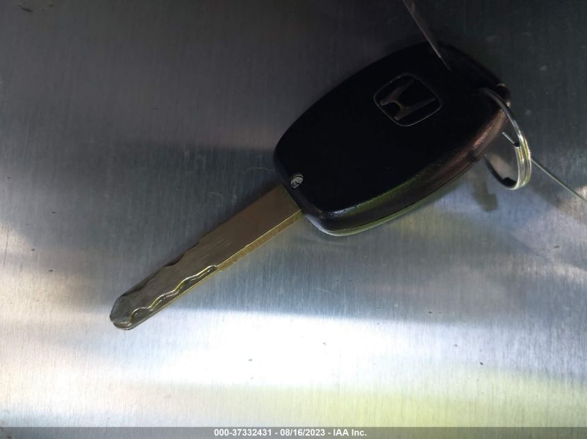 2013 HONDA CIVIC SDN LX - 19XFB2F57DE040690