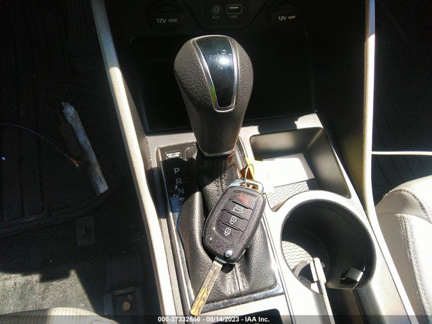 2016 HYUNDAI TUCSON SE - KM8J33A49GU127052