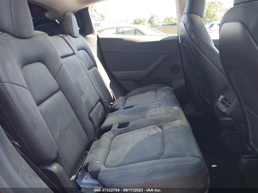 VIN 5YJYGDEE2LF020685 2020 TESLA MODEL Y