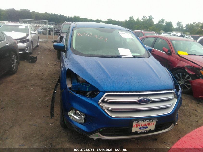 2019 FORD ESCAPE SE - 1FMCU9GD8KUB60441