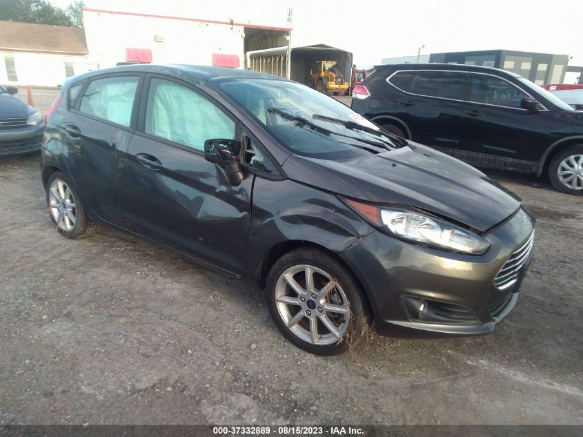 3FADP4EJ5KM136765 Ford Fiesta SE