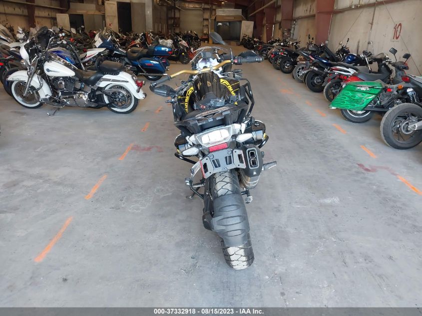 2021 BMW R 1250 GS WB10M0309M6D83875