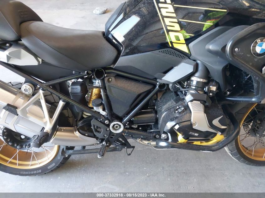 2021 BMW R 1250 GS WB10M0309M6D83875