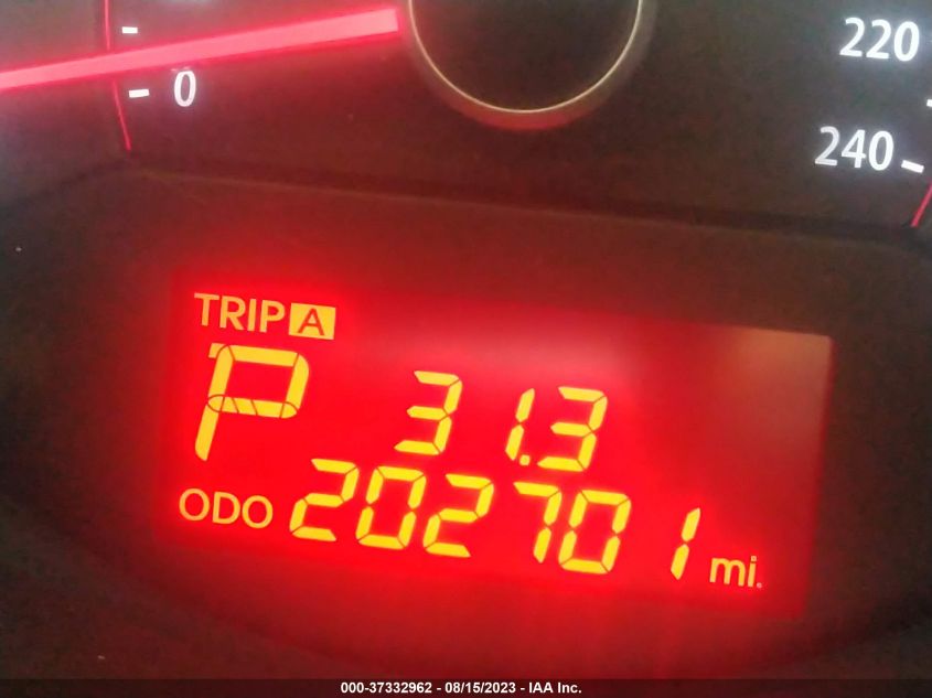 2013 KIA SORENTO LX - 5XYKTCA65DG335629