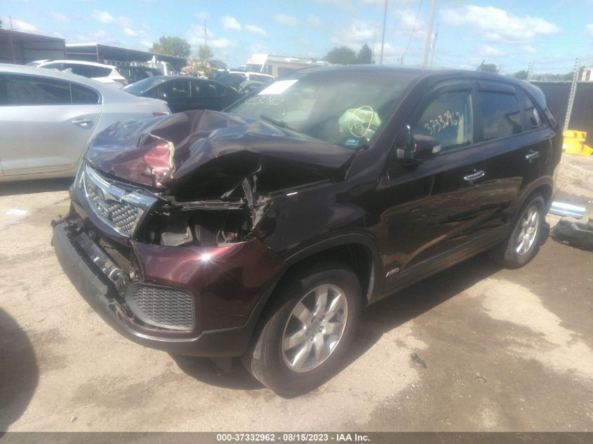 2013 KIA SORENTO LX - 5XYKTCA65DG335629