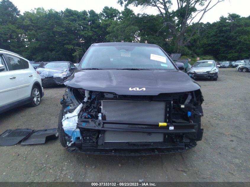 2024 KIA CARNIVAL LX KNDNB4H36R6305941