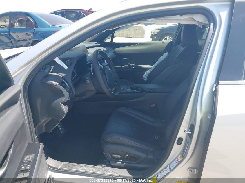 2019 LEXUS UX UX 200 JTHY3JBH4K2001029