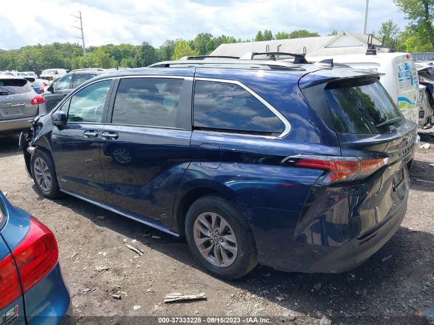 5TDJRKEC1MS002514 2021 TOYOTA SIENNA, photo no. 3